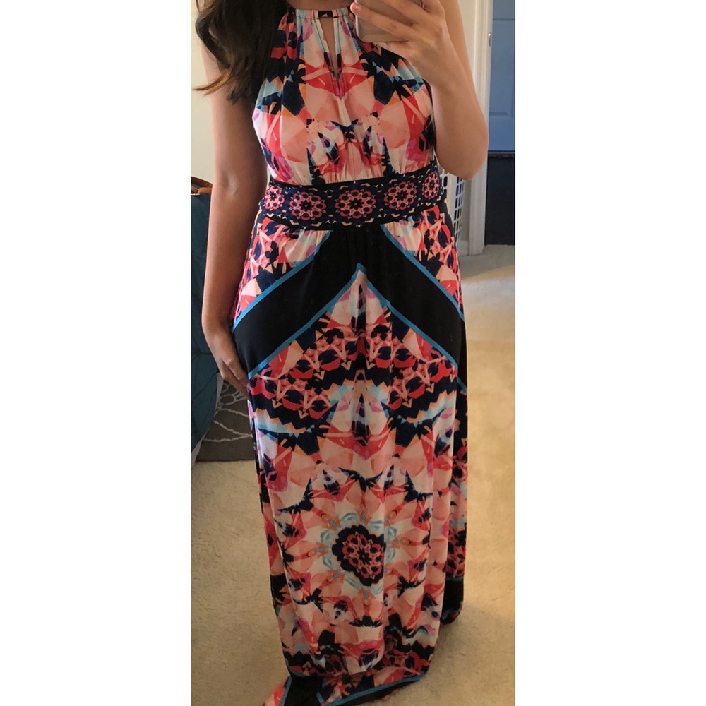 Maxi Dress with pockets!